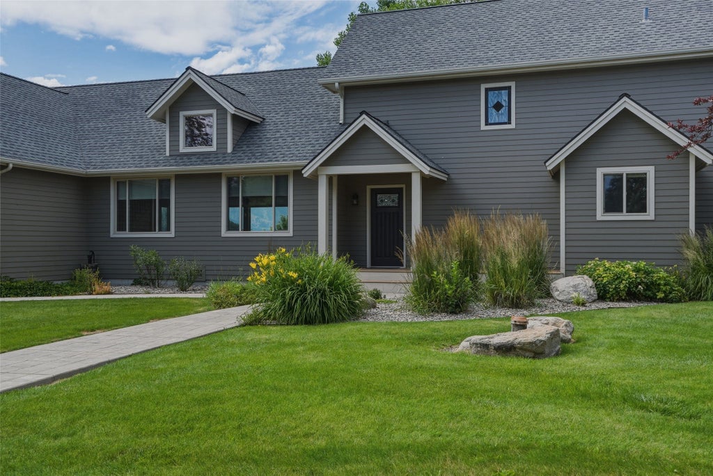Photo of 340 Selway View Road, Corvallis, MT 59828 (MLS # 30067272)