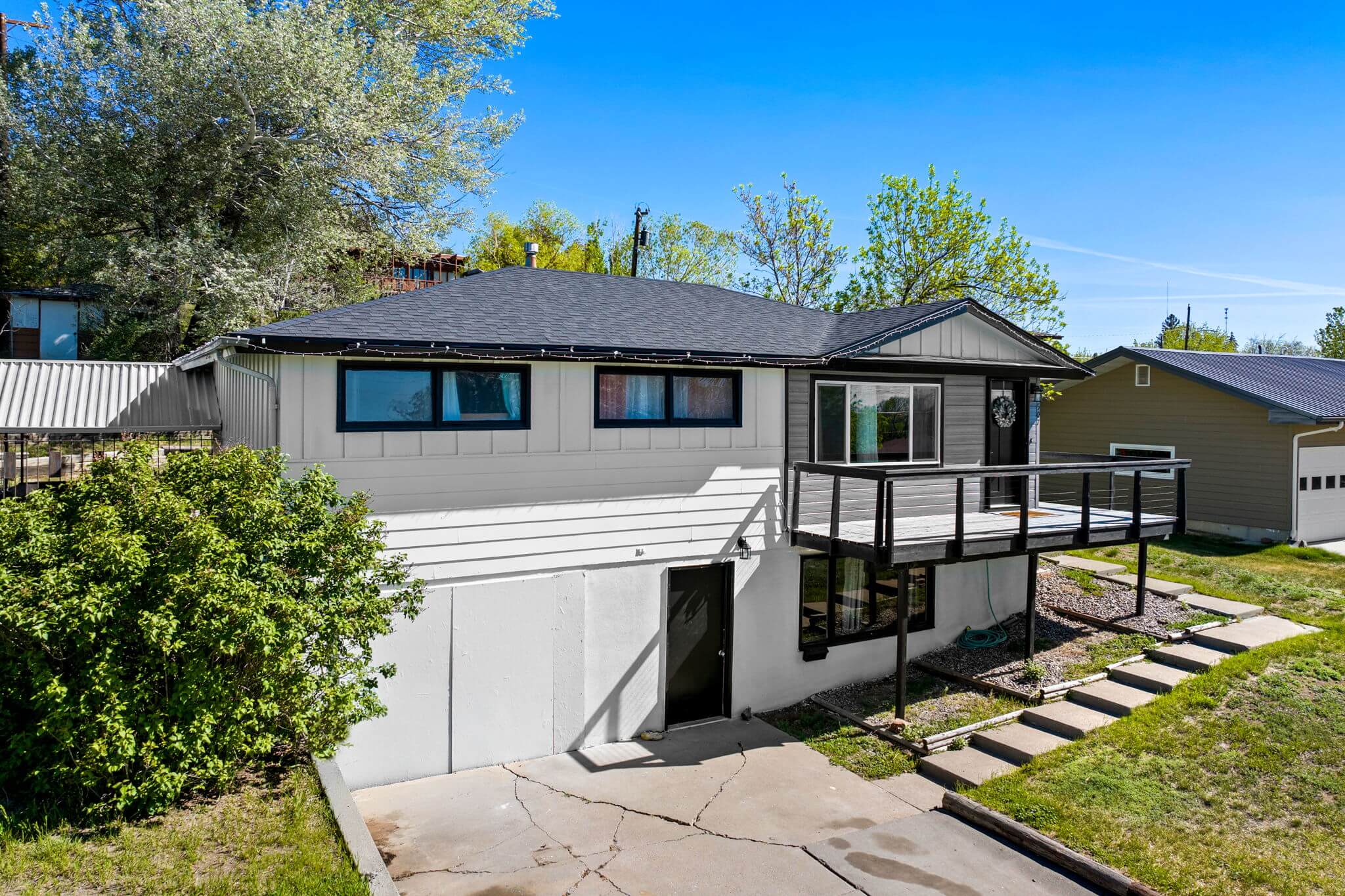 507 29th Avenue NE