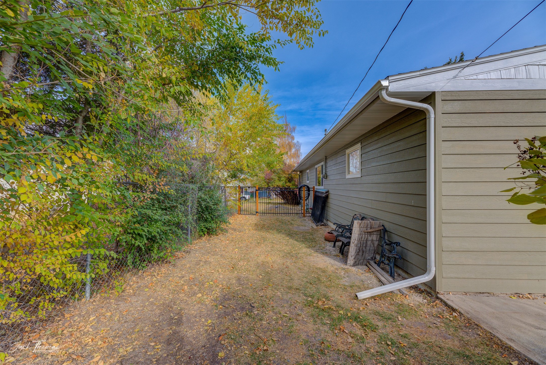 Helena, Montana 59601, United States, 3 Bedrooms Bedrooms, ,2 BathroomsBathrooms,Residential,Pending,36191