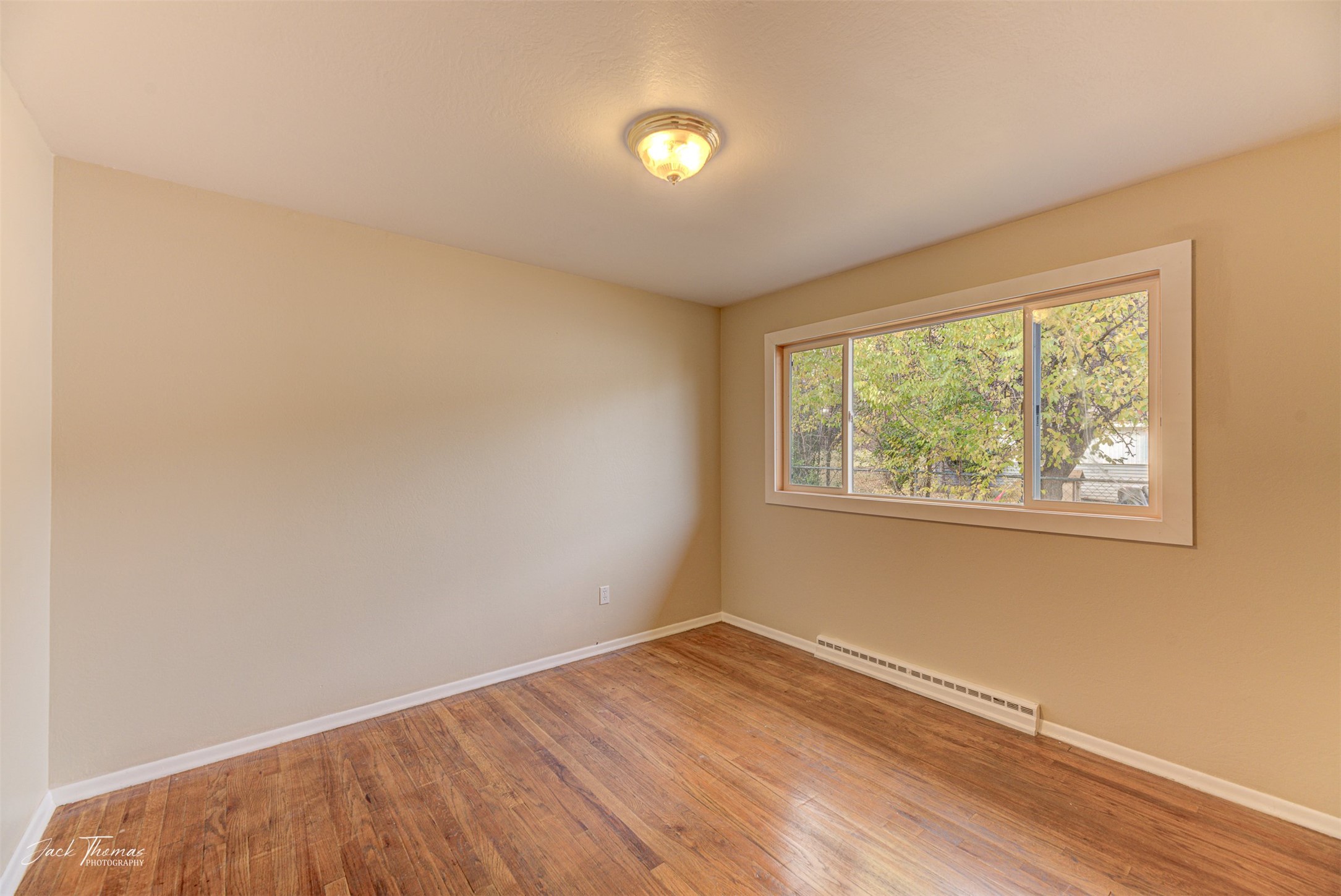 Helena, Montana 59601, United States, 3 Bedrooms Bedrooms, ,2 BathroomsBathrooms,Residential,Pending,36191