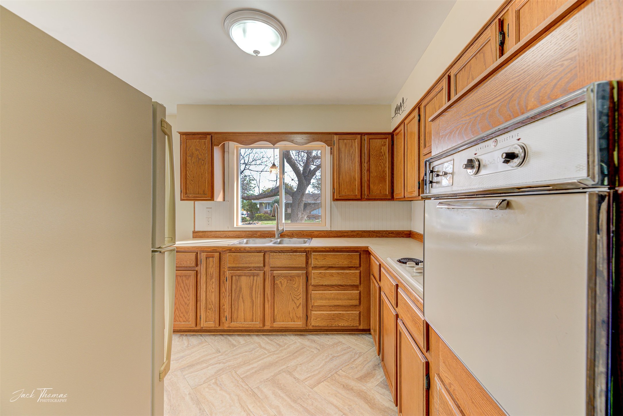 Helena, Montana 59601, United States, 3 Bedrooms Bedrooms, ,2 BathroomsBathrooms,Residential,Pending,36191