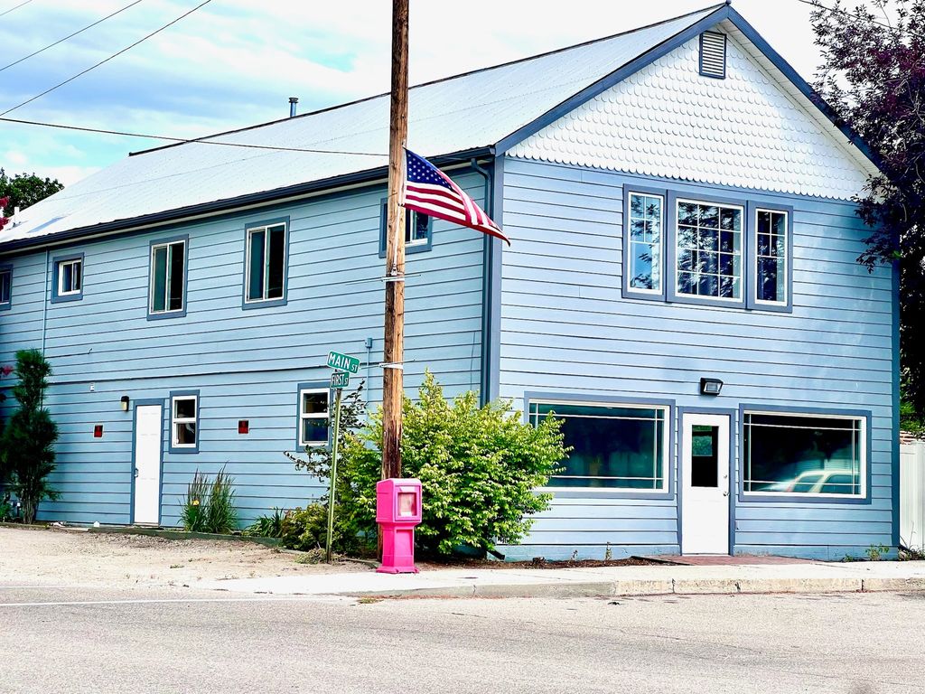 Photo of 1040 Main Street, Corvallis, MT 59828 (MLS # 30054482)