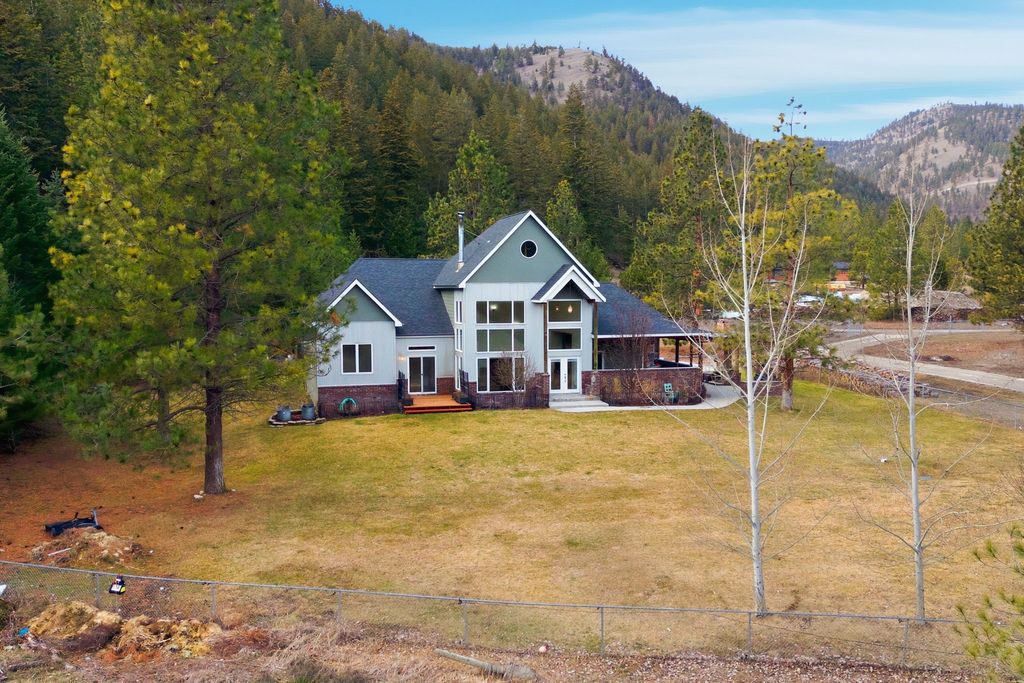 Photo of 11327 Sleeman Lane, Lolo, MT 59847 (MLS # 30065093)