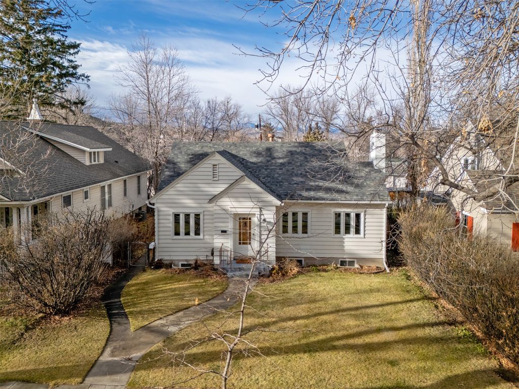 Photo of 658 N Warren Street, Helena, MT 59601 (MLS # 30062082)