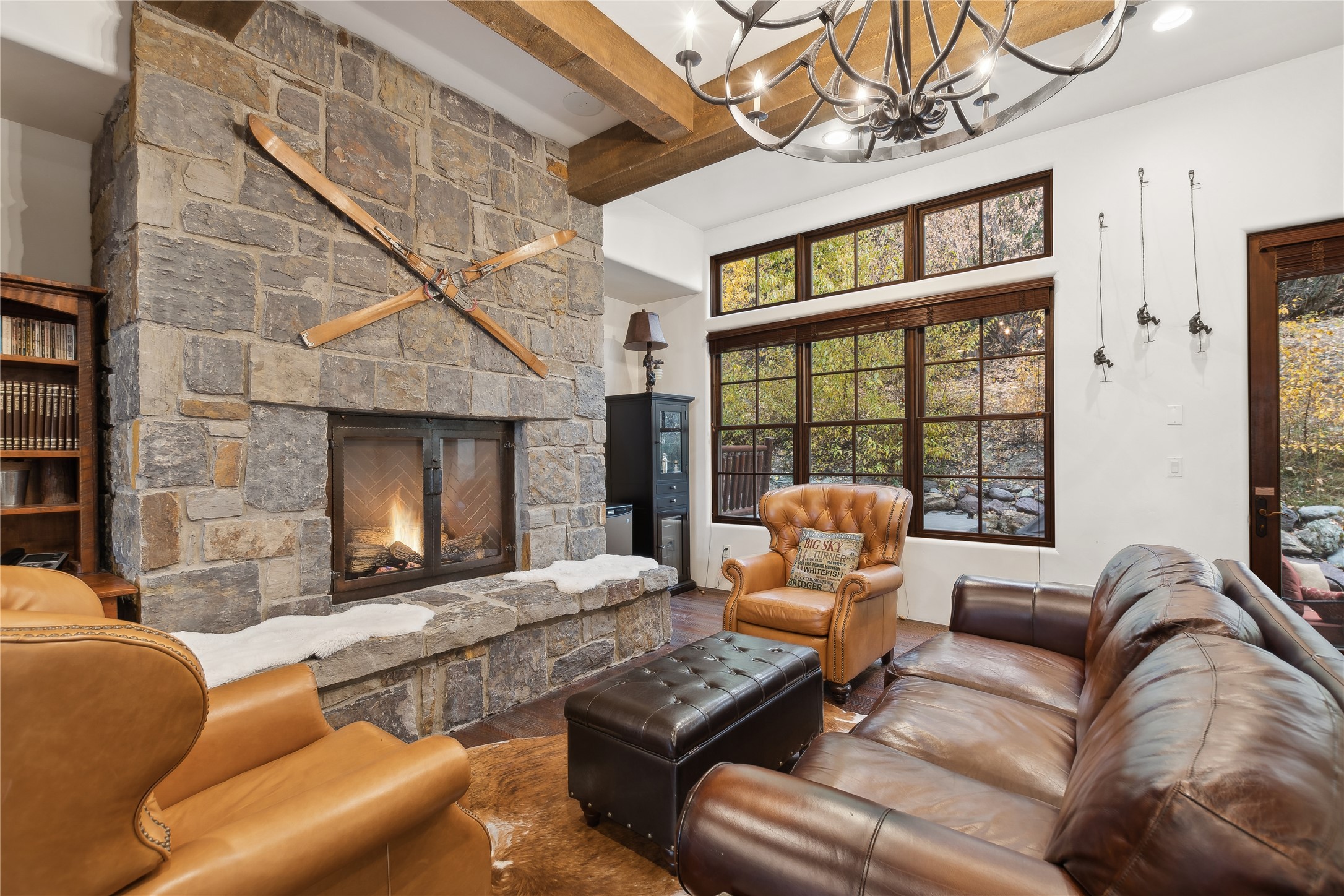 89 Slopeside Drive