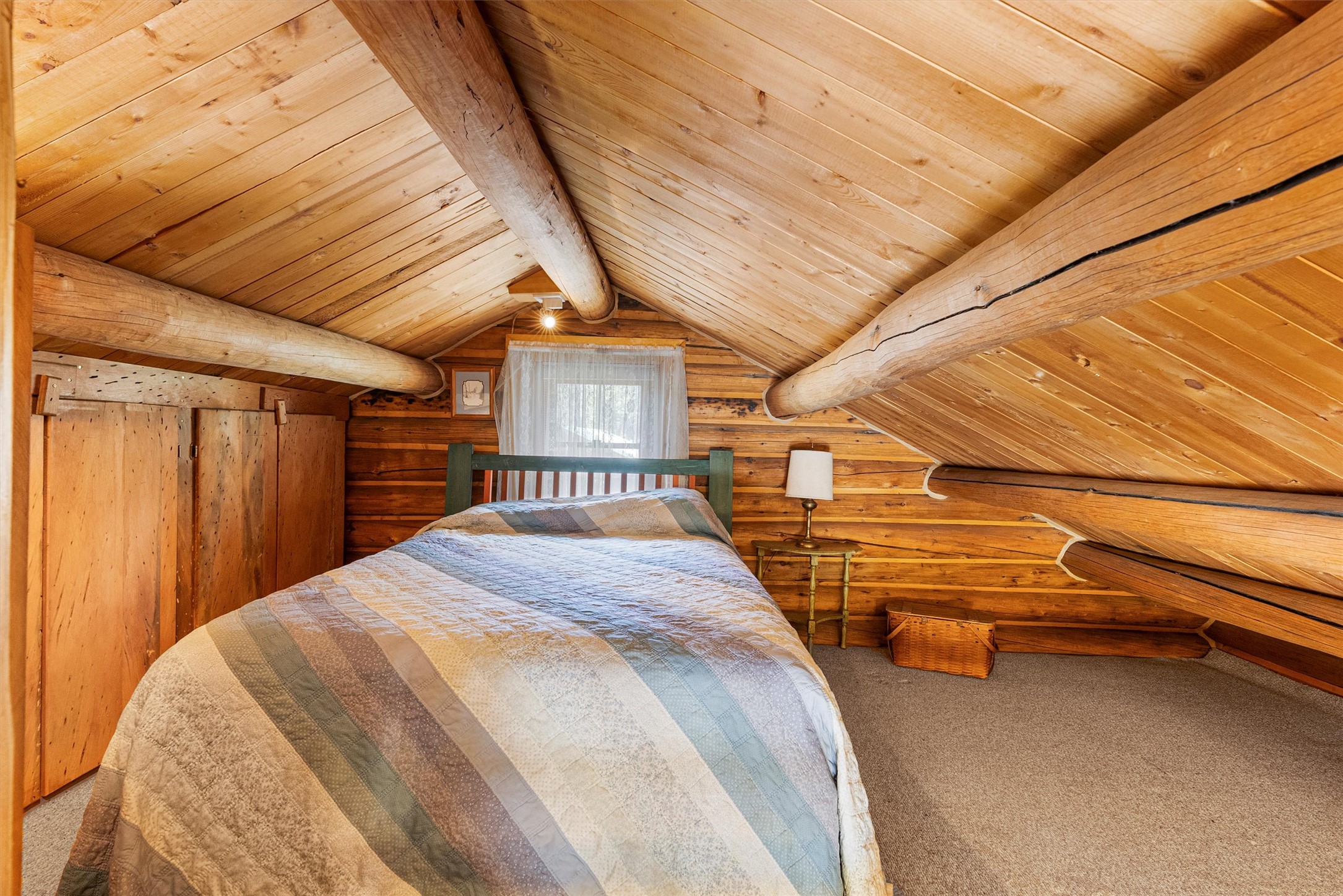 Sula, Montana 59871, United States, 2 Bedrooms Bedrooms, ,1 BathroomBathrooms,Residential,Active,155965