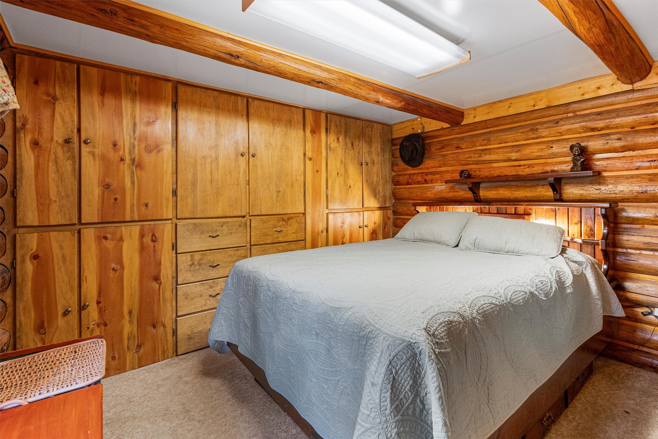 Sula, Montana 59871, United States, 2 Bedrooms Bedrooms, ,1 BathroomBathrooms,Residential,Active,155965