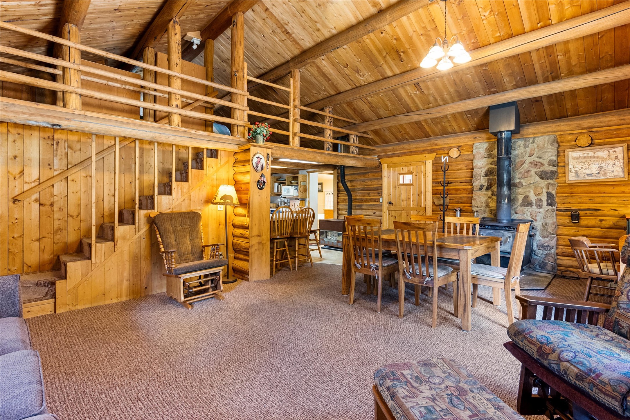 Sula, Montana 59871, United States, 2 Bedrooms Bedrooms, ,1 BathroomBathrooms,Residential,Active,155965