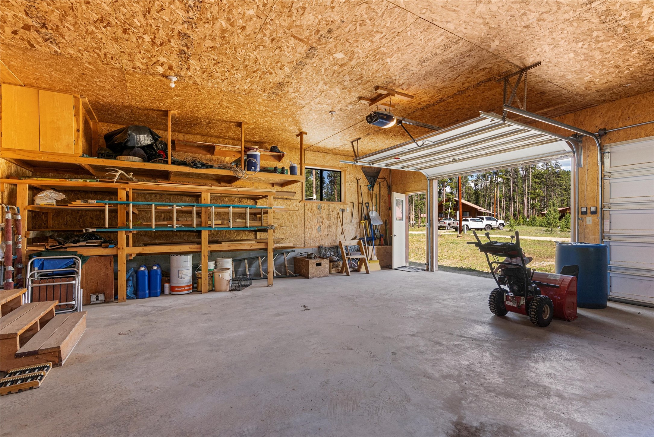 Sula, Montana 59871, United States, 2 Bedrooms Bedrooms, ,1 BathroomBathrooms,Residential,Active,155965