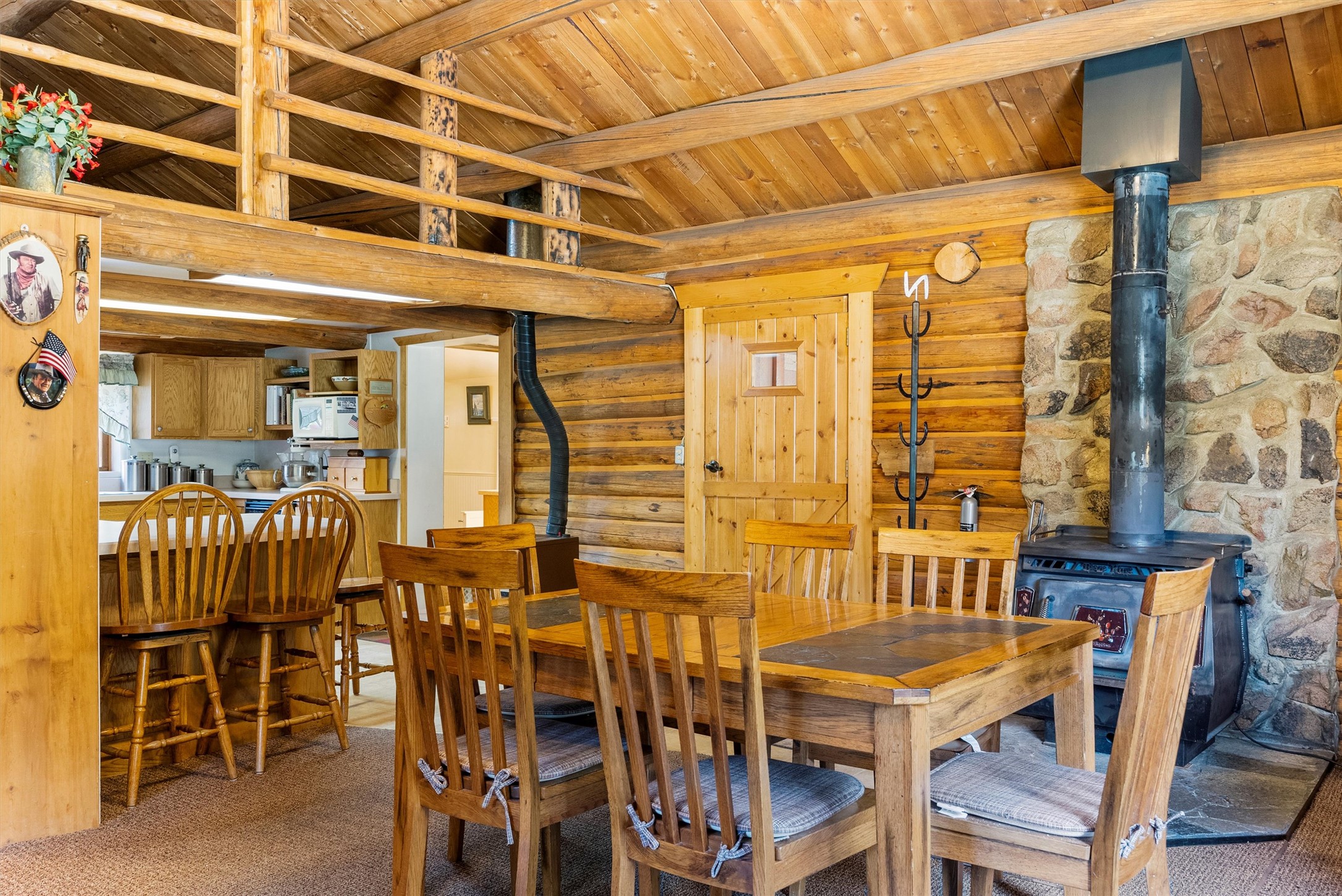 Sula, Montana 59871, United States, 2 Bedrooms Bedrooms, ,1 BathroomBathrooms,Residential,Active,155965