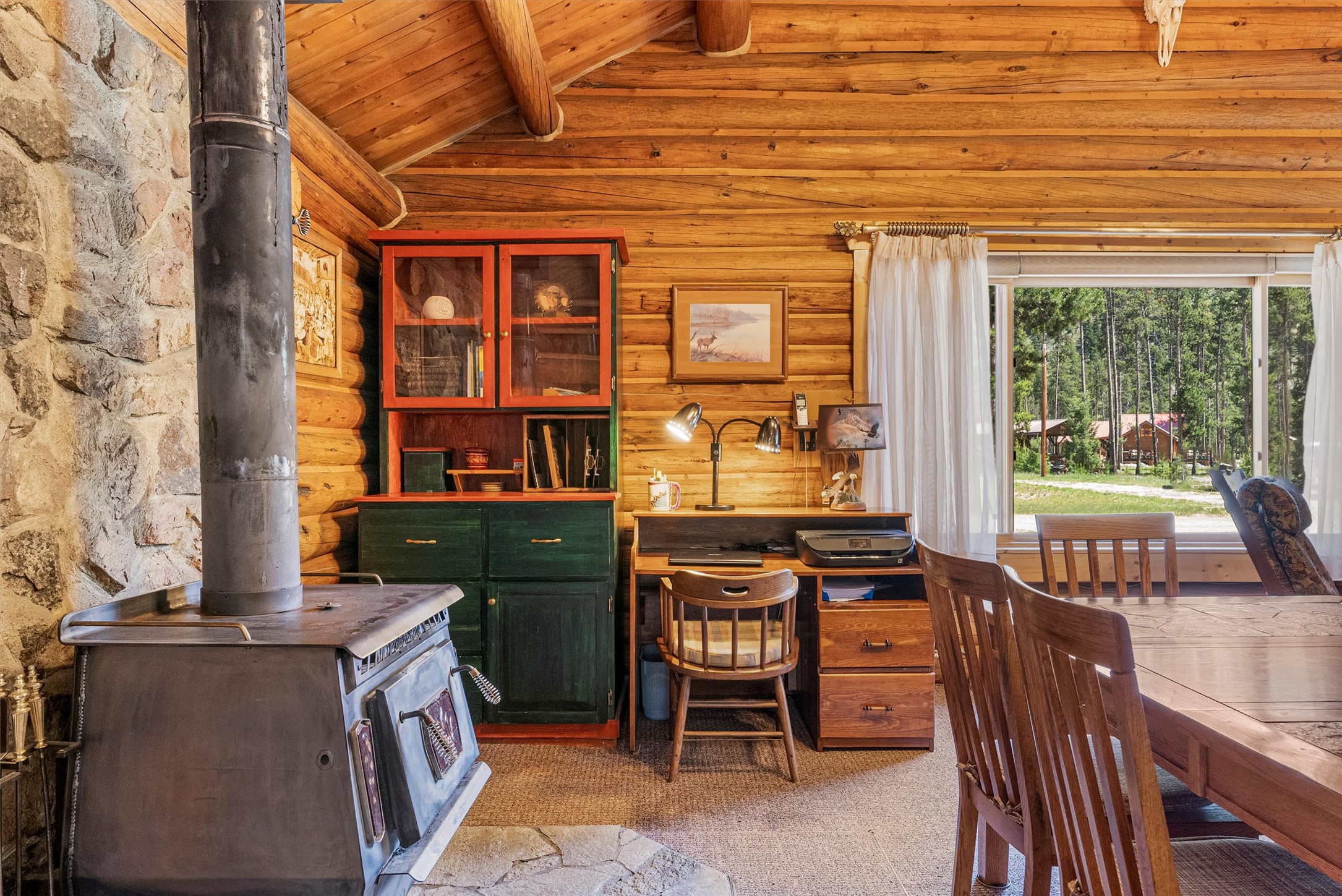 Sula, Montana 59871, United States, 2 Bedrooms Bedrooms, ,1 BathroomBathrooms,Residential,Active,155965