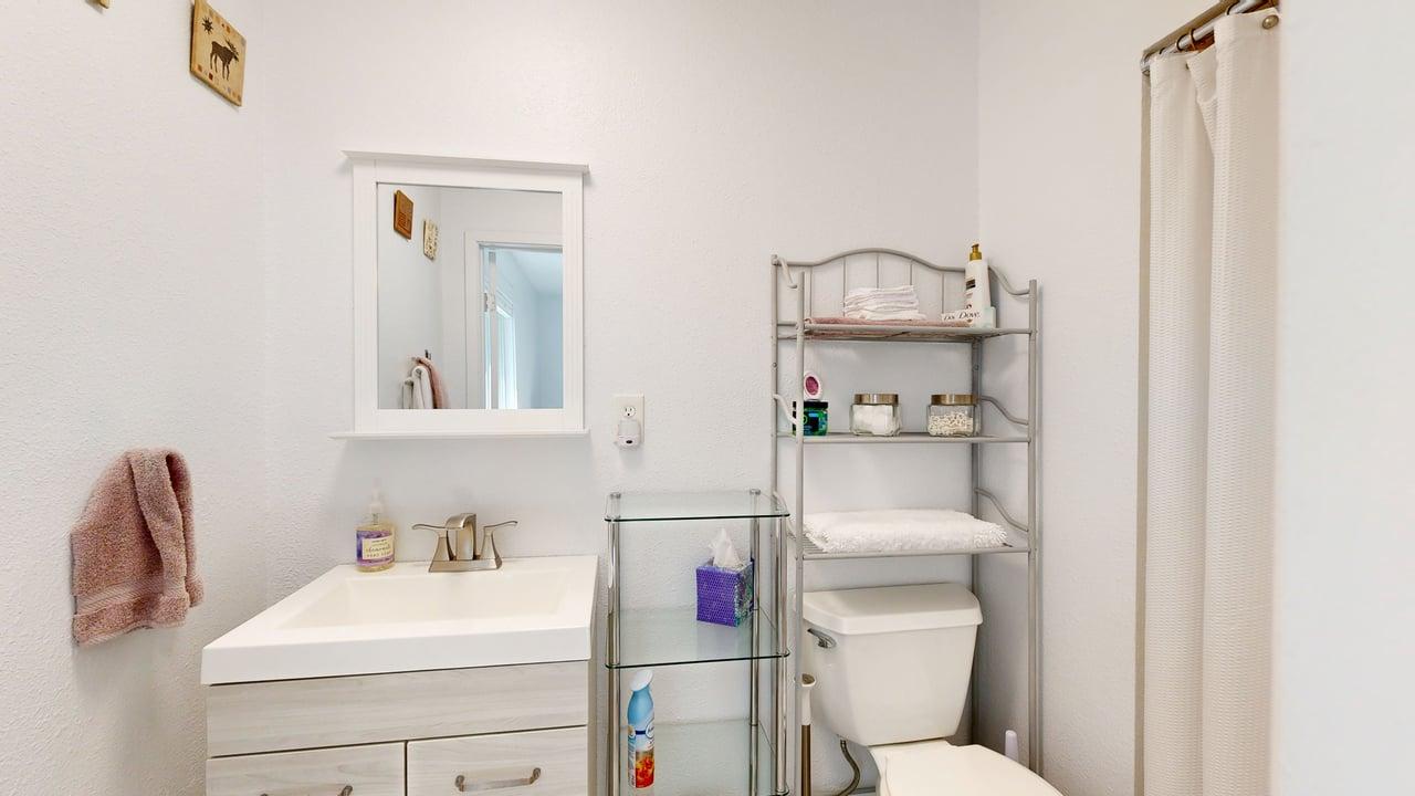 Polson, Montana 59860, United States, 4 Bedrooms Bedrooms, ,3 BathroomsBathrooms,Residential,Active,151866