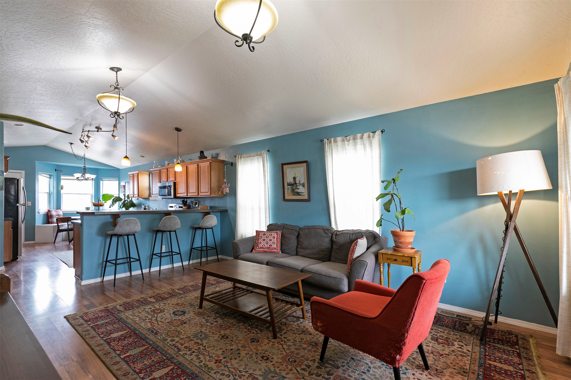 2425 Snaffle Bit Way