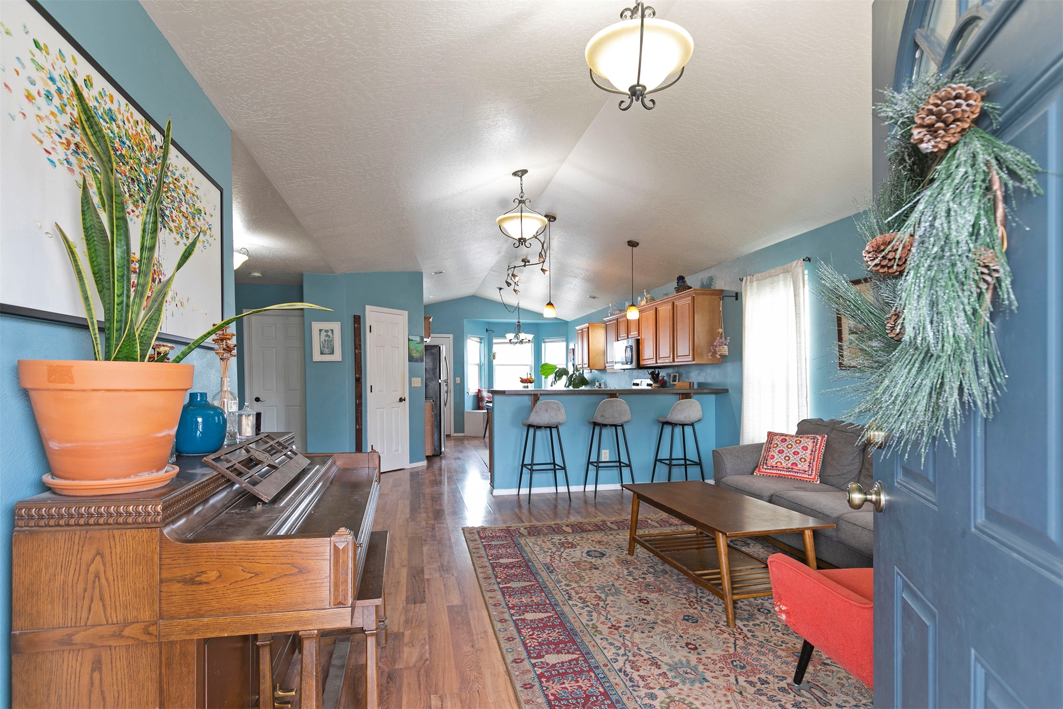 2425 Snaffle Bit Way