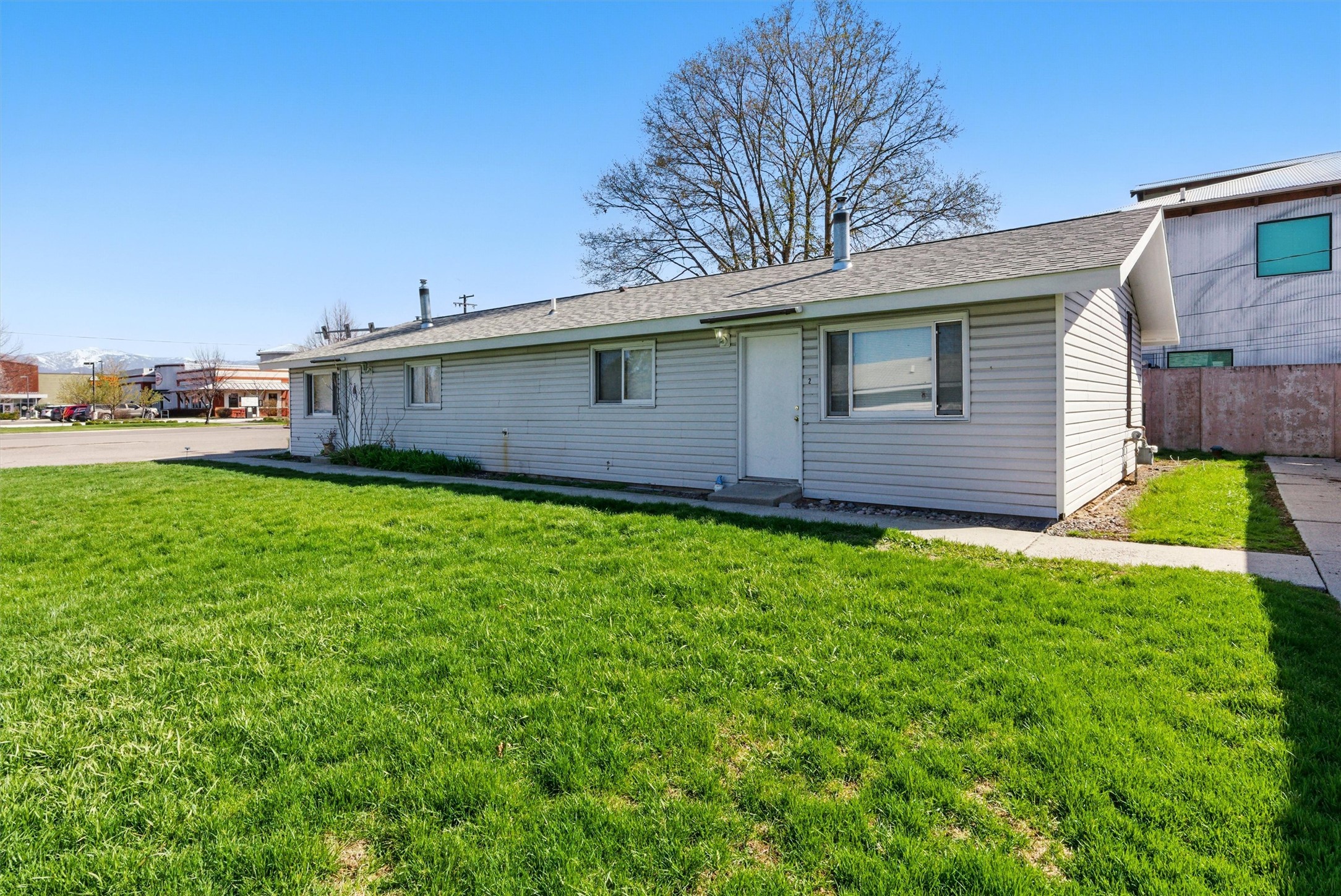 2511 and 2513 S 3rd Street W