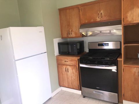 Photo of 125 1st Avenue SE, Cut Bank, MT 59427 (MLS # 30053414)