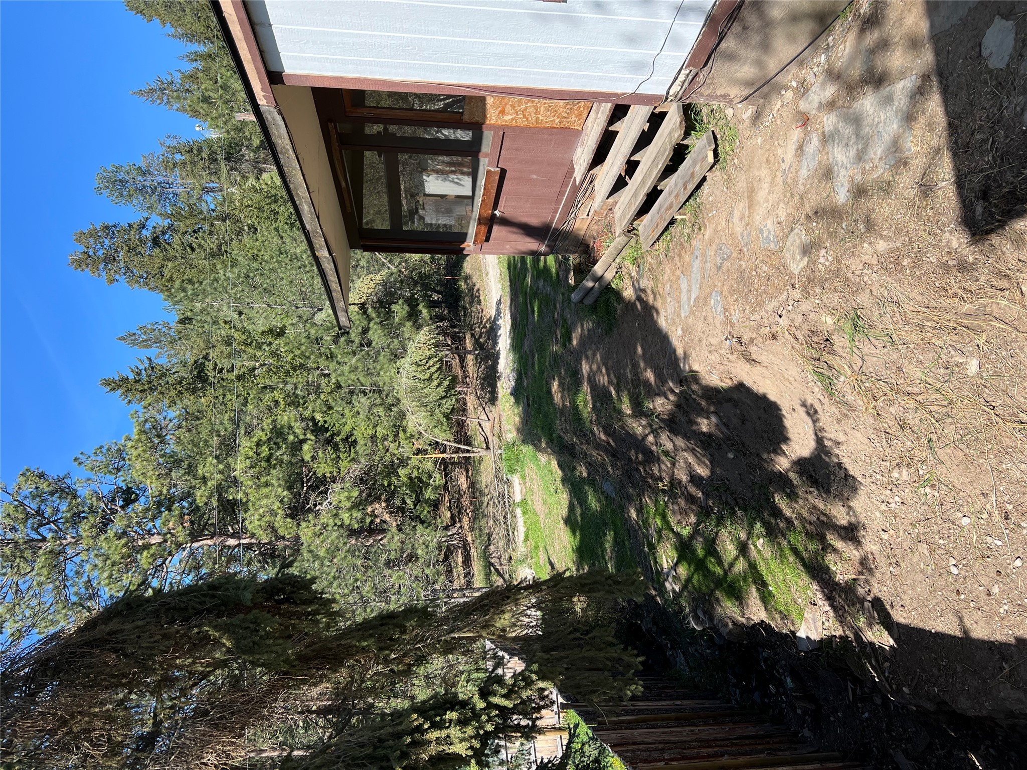 405 2nd Avenue W