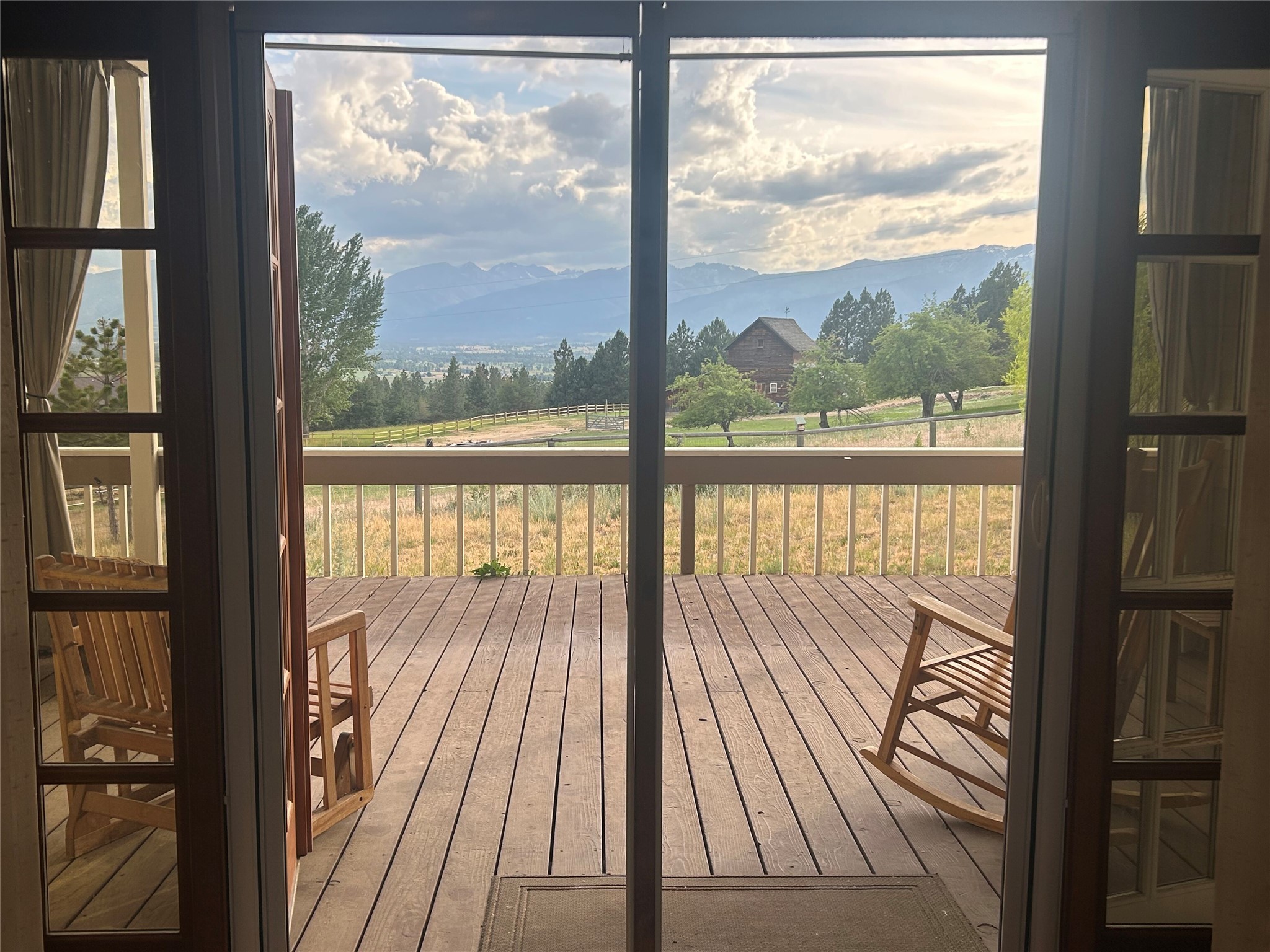 763 S Sunset Bench Road