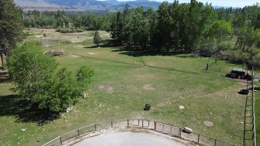 Photo of 990 Timber Point Lane, Hamilton, MT 59840 (MLS # 30071069)