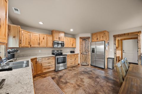 Tiny photo for 532 & 534 E Evergreen Drive, Kalispell, MT 59901 (MLS # 30065608)