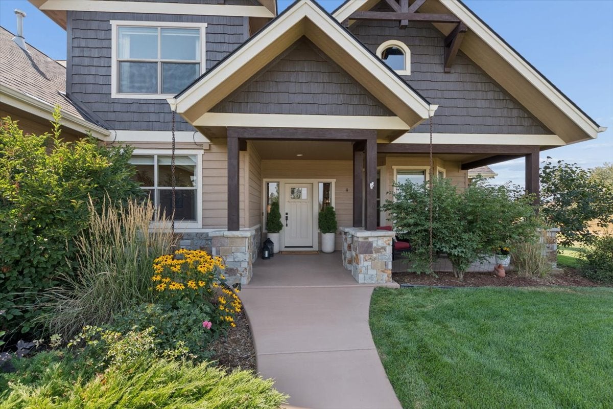 64 Stoneridge Place