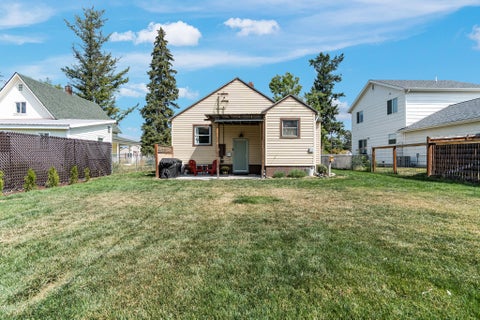 Tiny photo for 240 8th Avenue W, Kalispell, MT 59901 (MLS # 30076565)