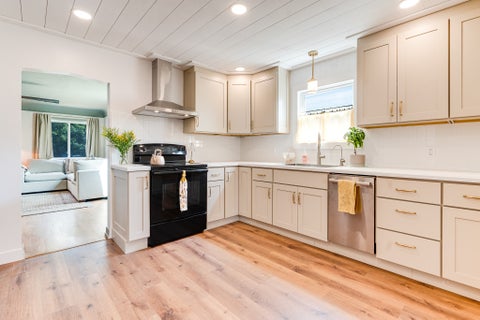 Tiny photo for 240 8th Avenue W, Kalispell, MT 59901 (MLS # 30076565)