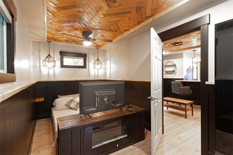 Tiny photo for 517, 517.5, 525 S 6th Street E, Missoula, MT 59801 (MLS # 30073165)