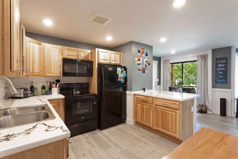 Tiny photo for 517, 517.5, 525 S 6th Street E, Missoula, MT 59801 (MLS # 30073165)