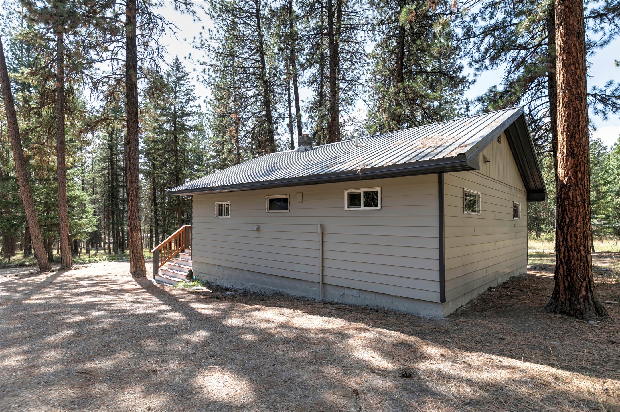 Huson, Montana 59846, United States, 2 Bedrooms Bedrooms, ,1 BathroomBathrooms,Residential,Active,210700