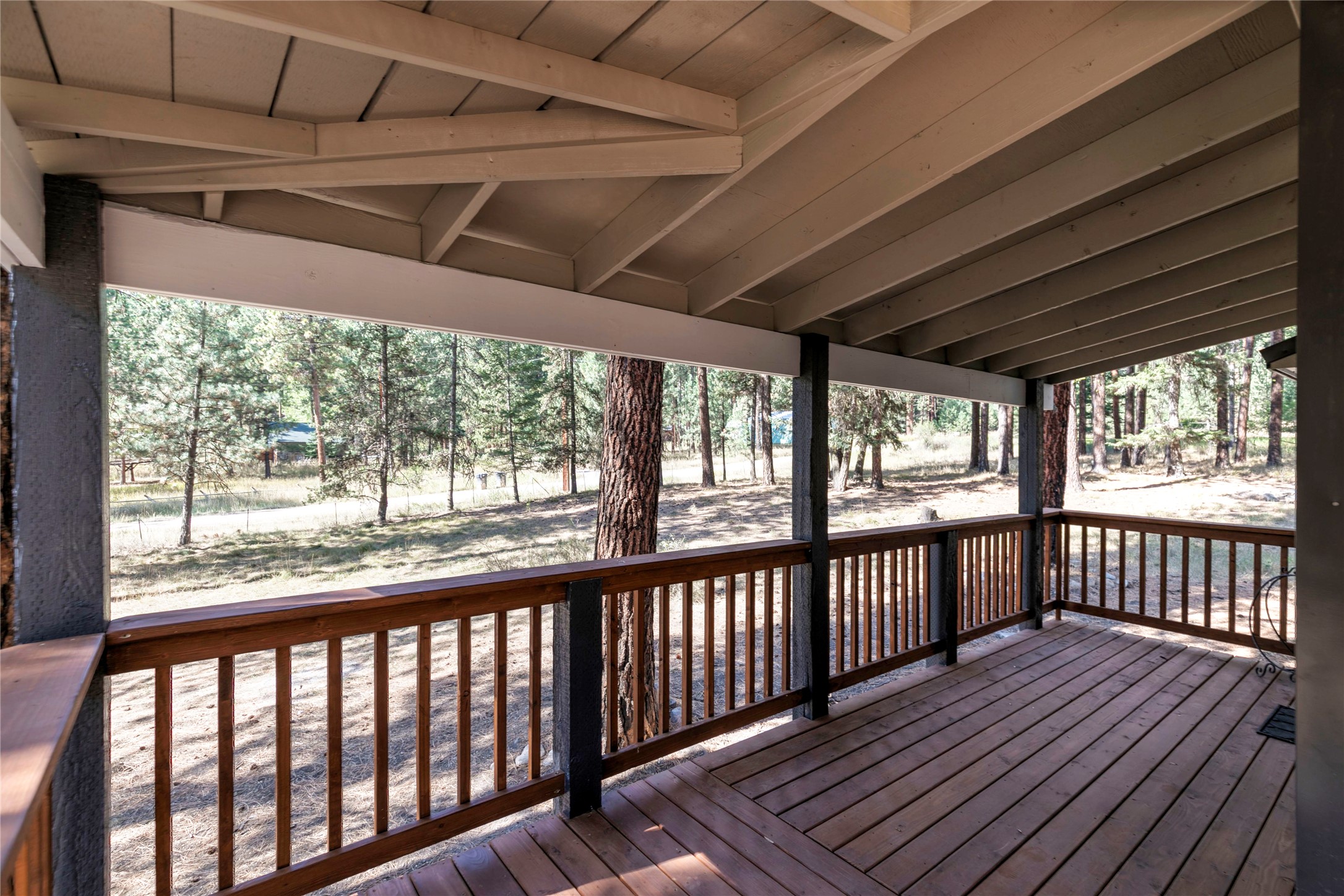 Huson, Montana 59846, United States, 2 Bedrooms Bedrooms, ,1 BathroomBathrooms,Residential,Active,210700