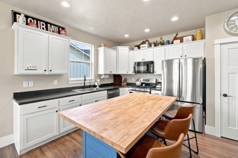 Tiny photo for 354 Destiny Drive, Hamilton, MT 59840 (MLS # 30076844)