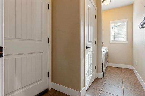 Tiny photo for 186 Lazy Creek Way, Kalispell, MT 59901 (MLS # 30064942)