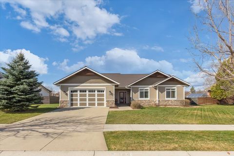 Tiny photo for 186 Lazy Creek Way, Kalispell, MT 59901 (MLS # 30064942)