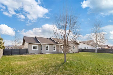 Tiny photo for 186 Lazy Creek Way, Kalispell, MT 59901 (MLS # 30064942)