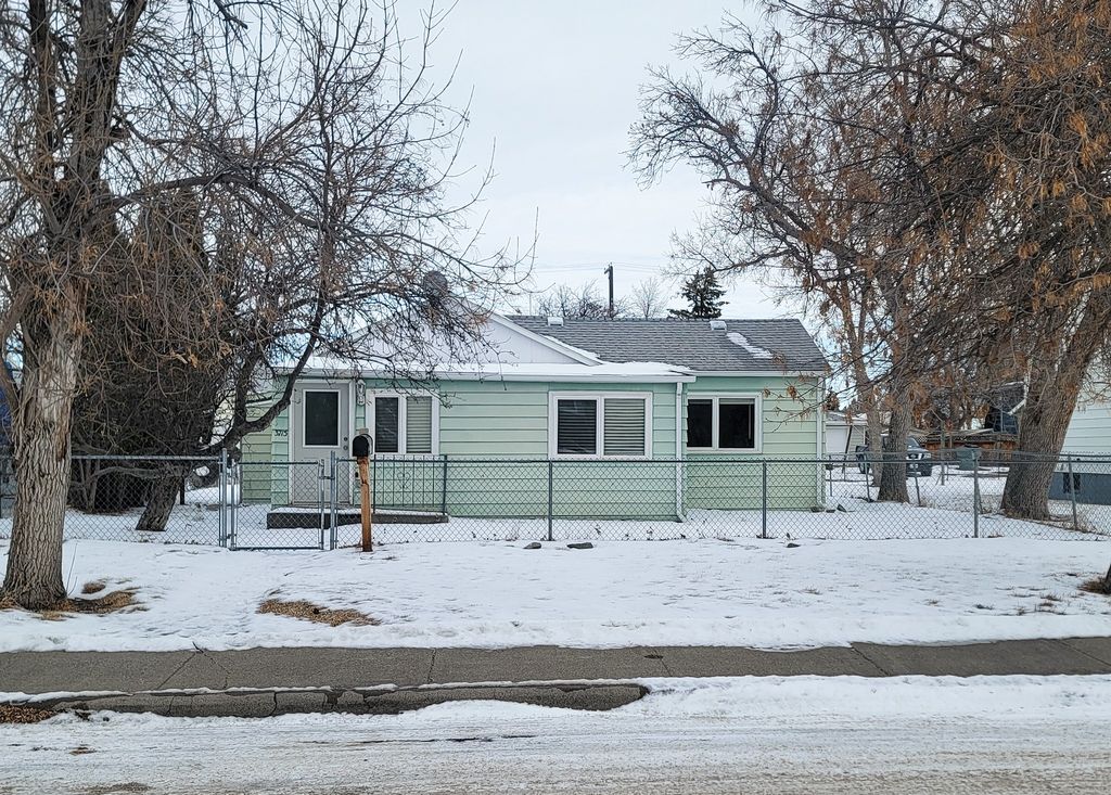 Photo of 3715 1st Avenue S, Great Falls, MT 59401 (MLS # 30066330)