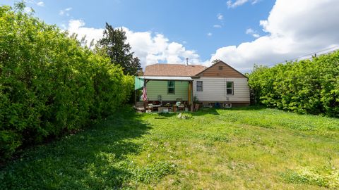 Tiny photo for 1004 12th Avenue, Helena, MT 59601 (MLS # 30070686)