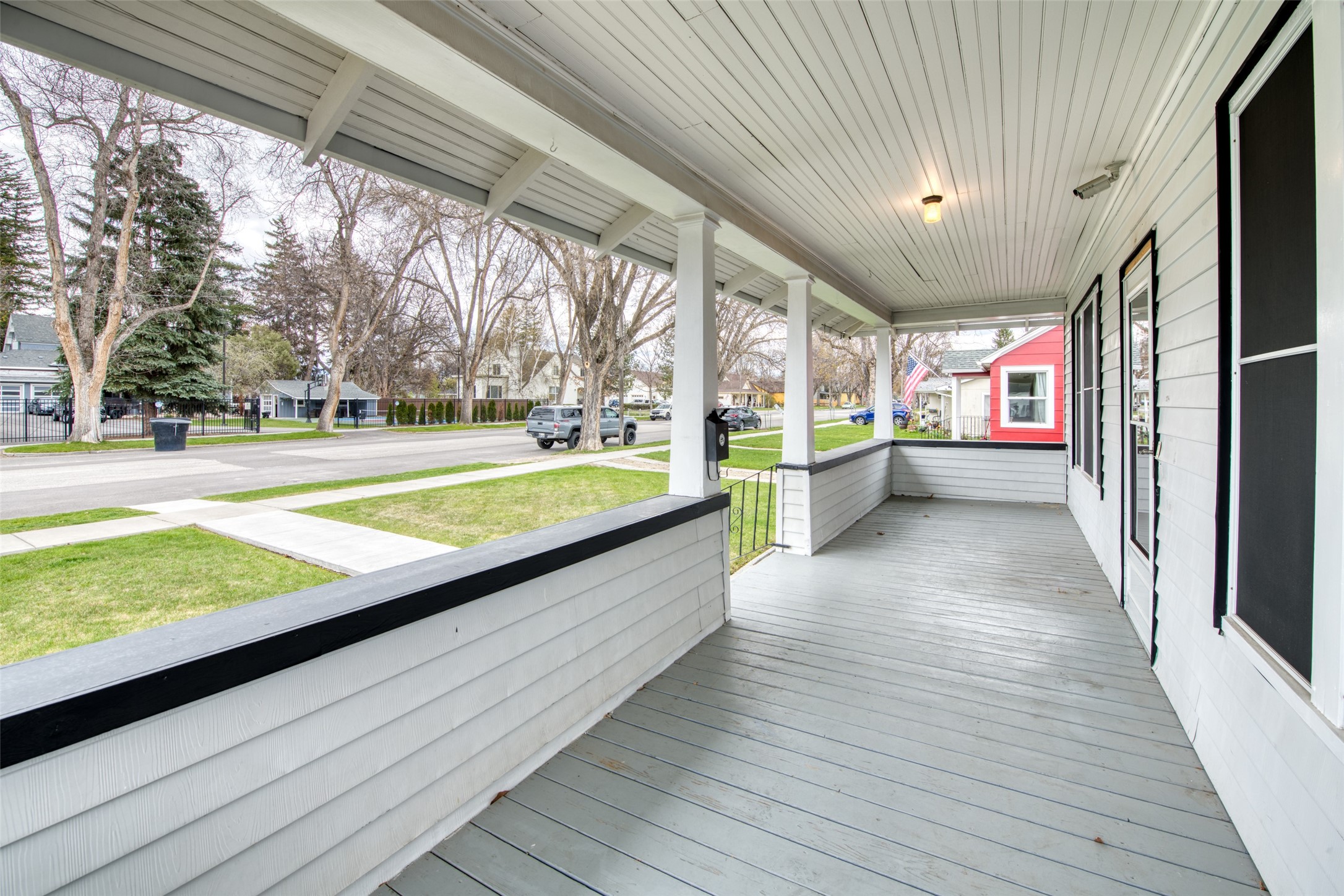 Hamilton, Montana 59840, United States, 2 Bedrooms Bedrooms, ,2 BathroomsBathrooms,Residential,Pending,59840