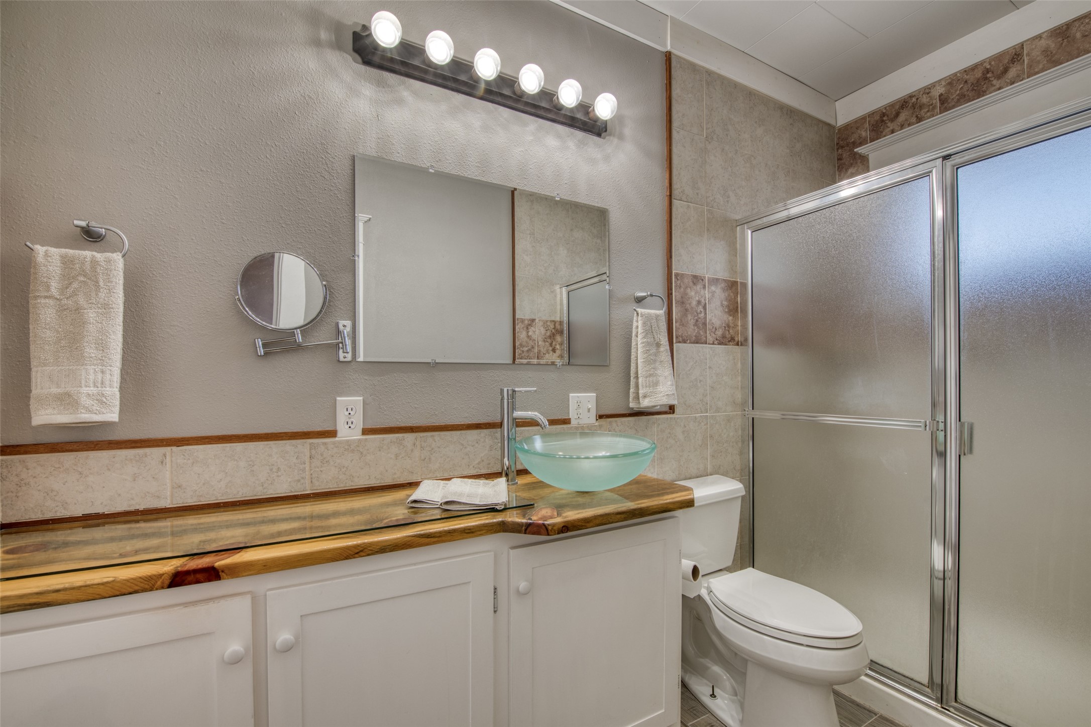 Hamilton, Montana 59840, United States, 2 Bedrooms Bedrooms, ,2 BathroomsBathrooms,Residential,Pending,59840