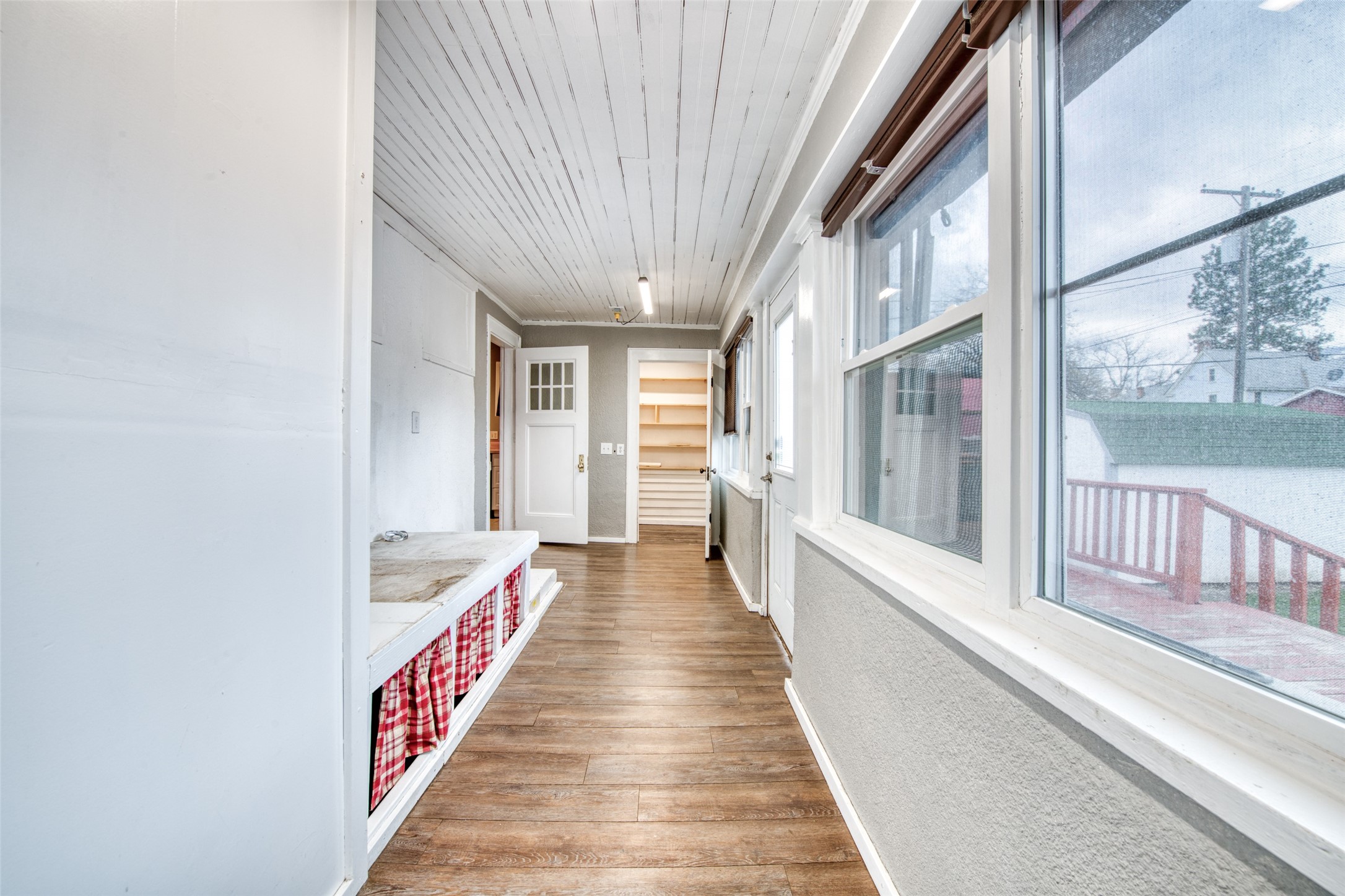 Hamilton, Montana 59840, United States, 2 Bedrooms Bedrooms, ,2 BathroomsBathrooms,Residential,Pending,59840