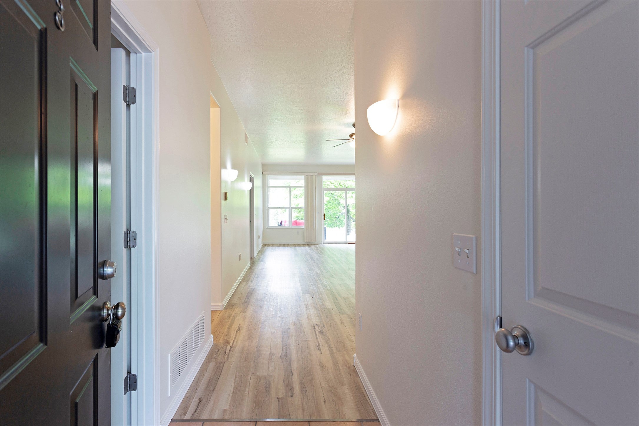 5104 Village View Way 3