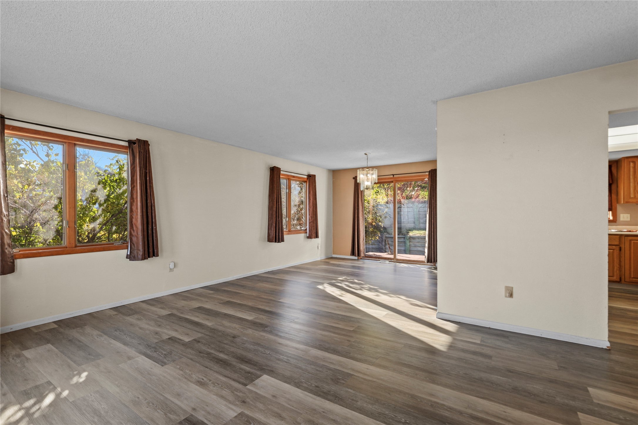 2726 Greenbriar Drive