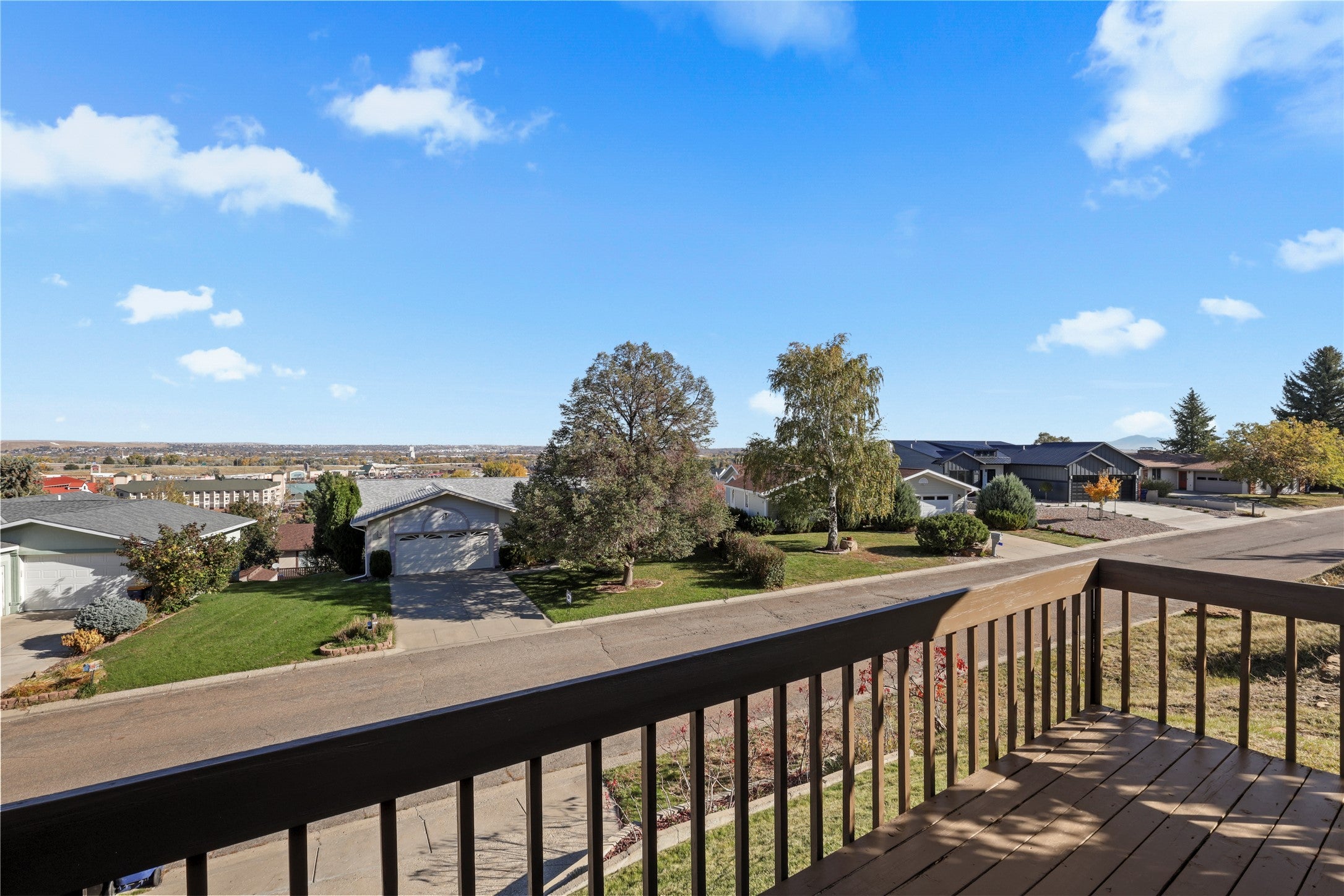 2726 Greenbriar Drive