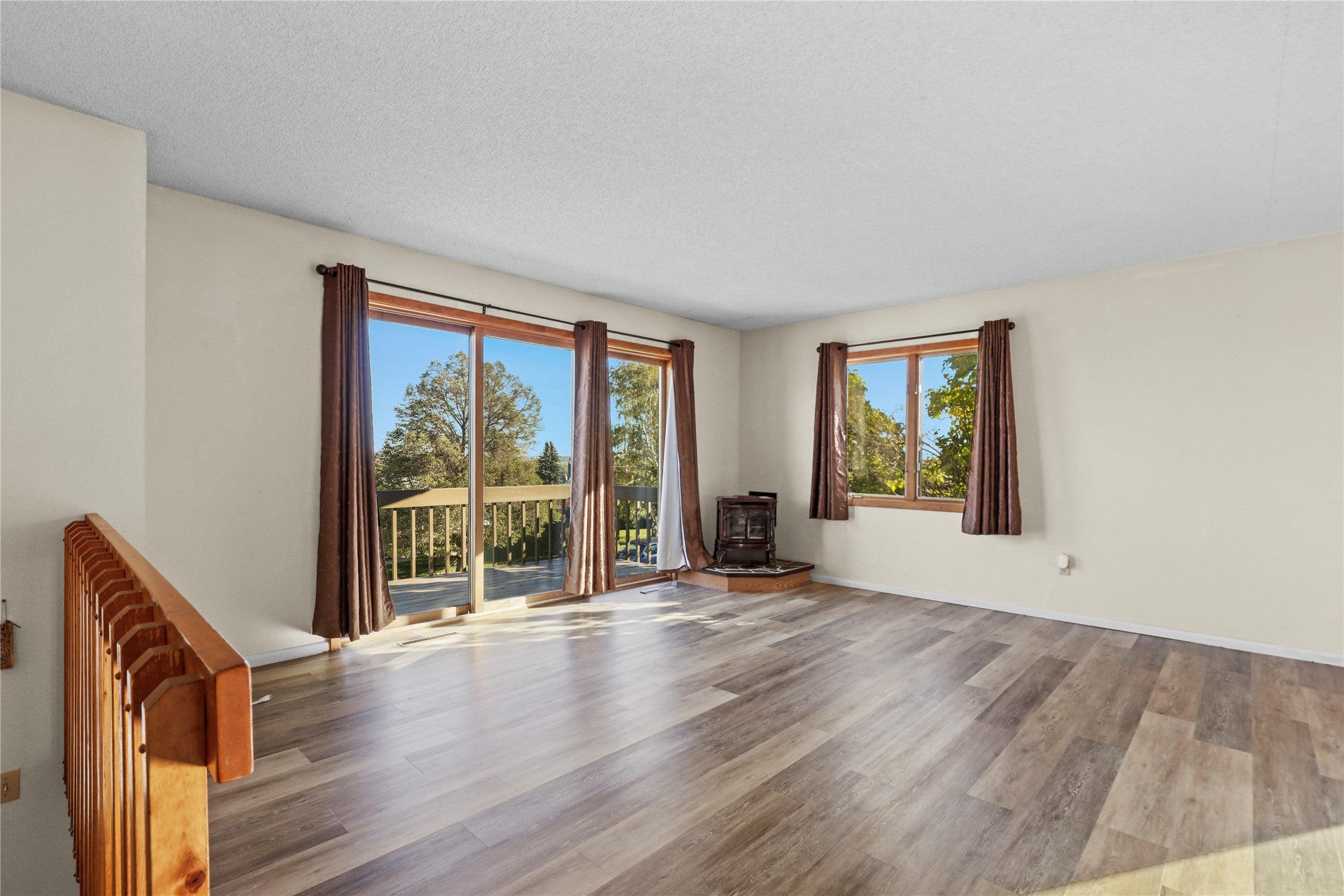 2726 Greenbriar Drive