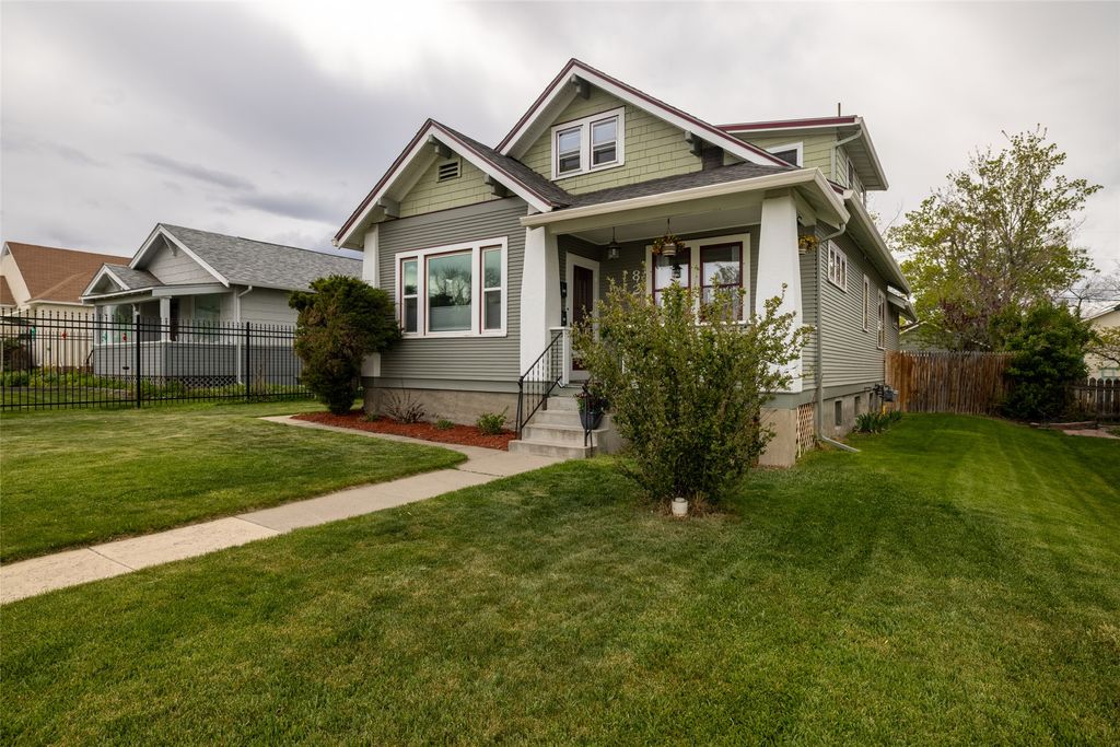 Photo of 828 N Rodney Street, Helena, MT 59601 (MLS # 30070505)