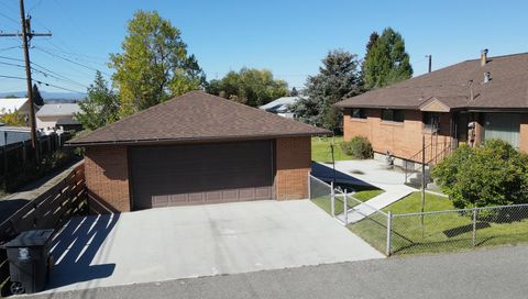 Tiny photo for 2526 Locust Street, Butte, MT 59701 (MLS # 30067942)