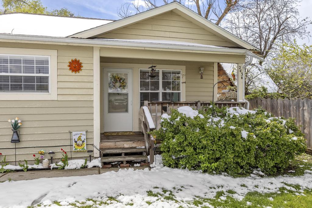 243 5th Avenue A & B