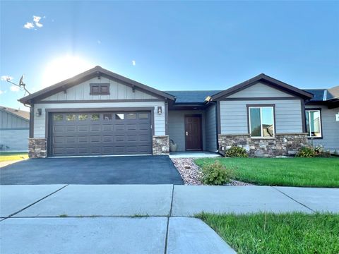 Photo of 622 Corporate Drive, Kalispell, MT 59901 (MLS # 30055693)