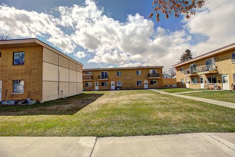 Tiny photo for 236 3rd Avenue W #2S, Kalispell, MT 59901 (MLS # 30067896)