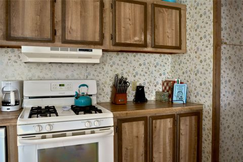 Tiny photo for 179 Mel Hegg Road, Cut Bank, MT 59427 (MLS # 30070381)